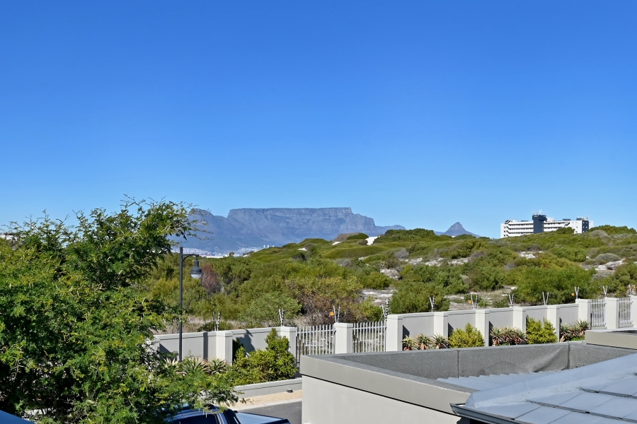 To Let 2 Bedroom Property for Rent in Big Bay Western Cape